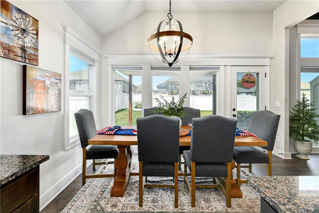 1810 NW Madi Court — photo 12