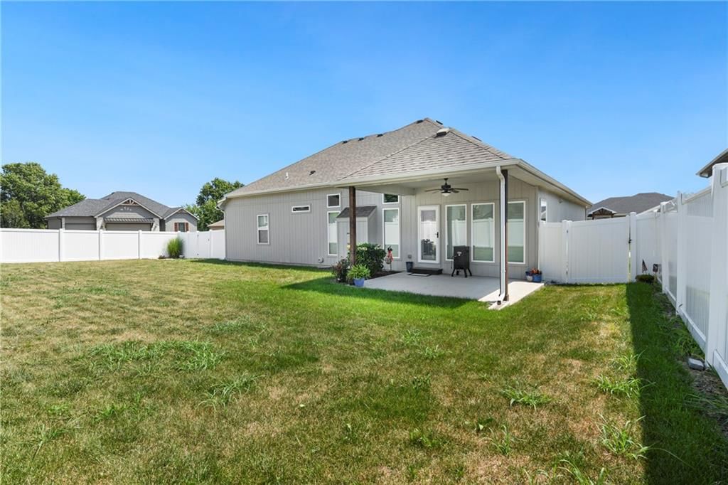 1810 NW Madi Court — photo 26