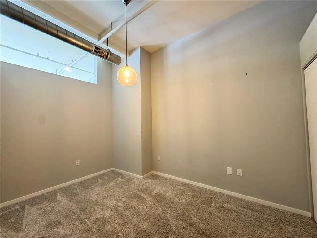 Photo 13 of 14 - 2015 Grand #425 Boulevard #425, Kansas City, MO 64108