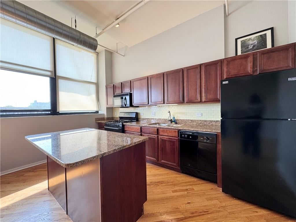 2015 Grand #425 Boulevard, Kansas City, MO: listing photo 3