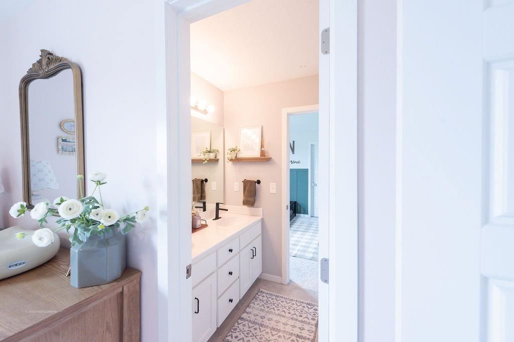 17647 W 163rd Terrace — photo 37