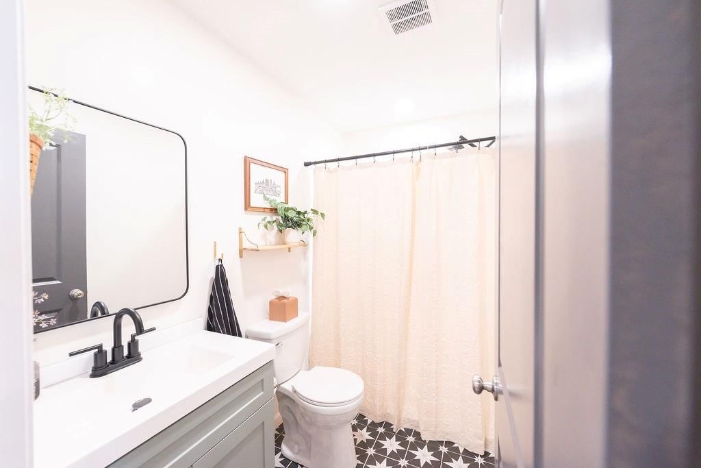 17647 W 163rd Terrace — photo 55