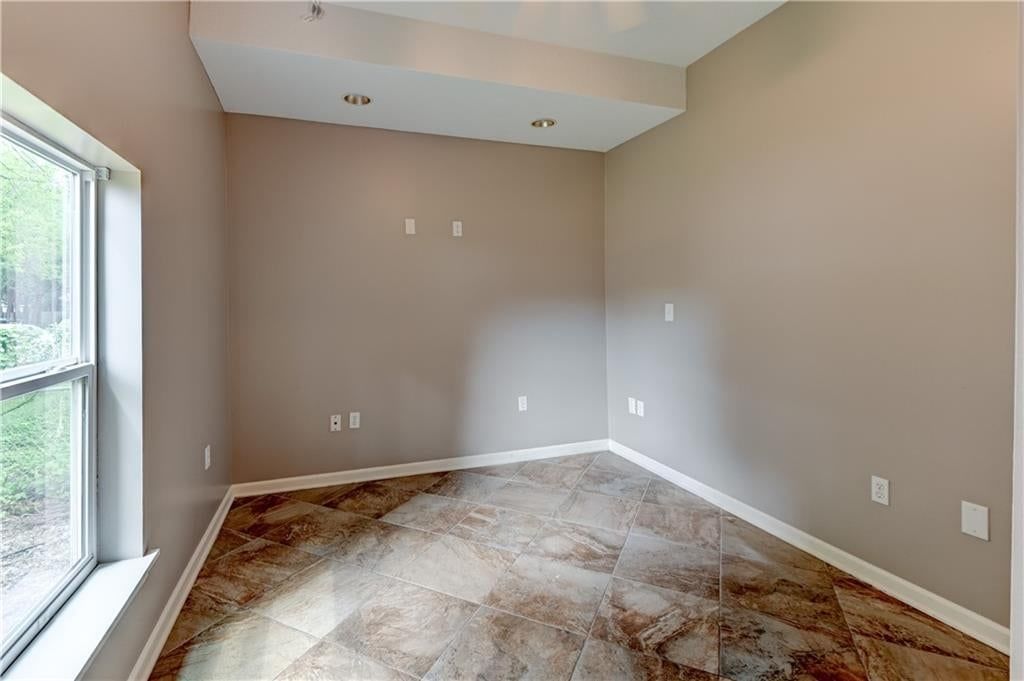 445 S Chestnut Street — photo 7
