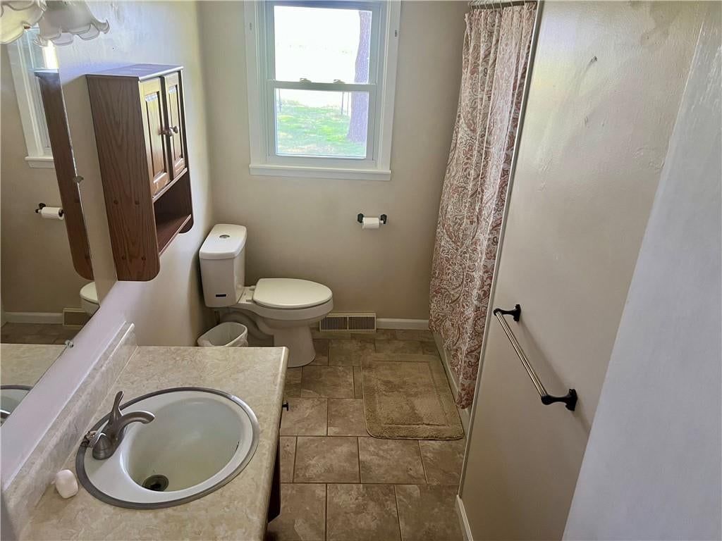 1482 S Business Highway 13 — photo 31