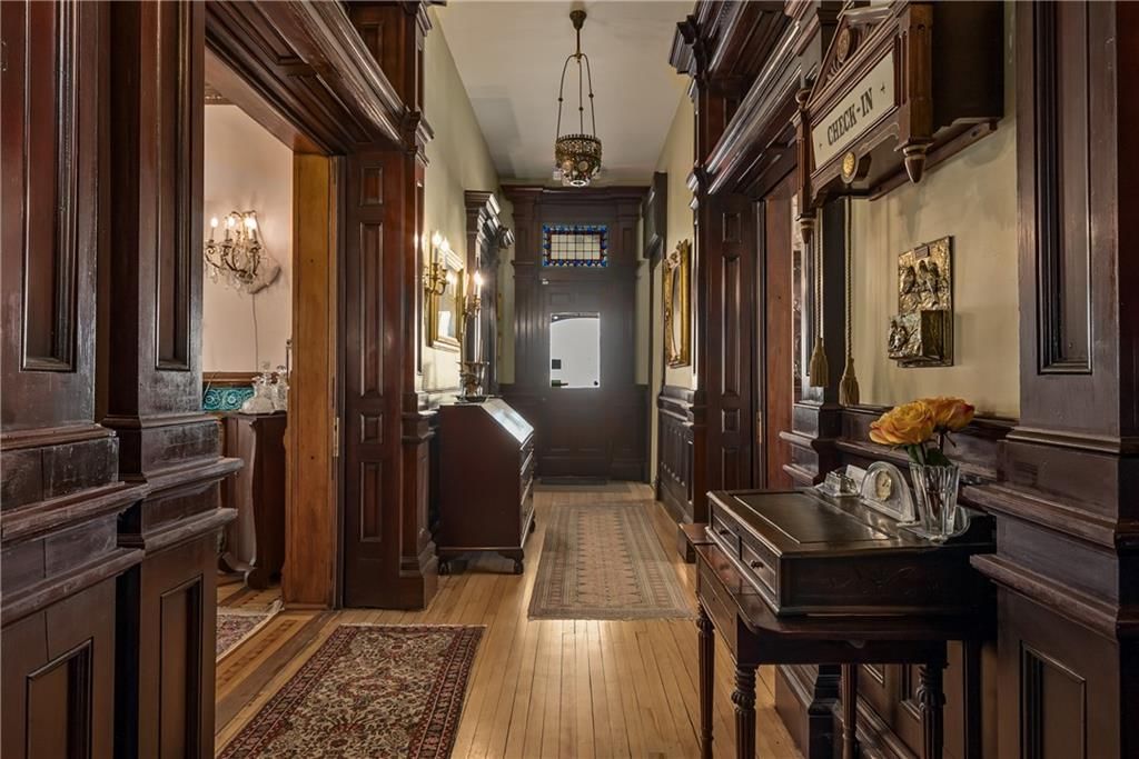 809-819 Hall Street — photo 35
