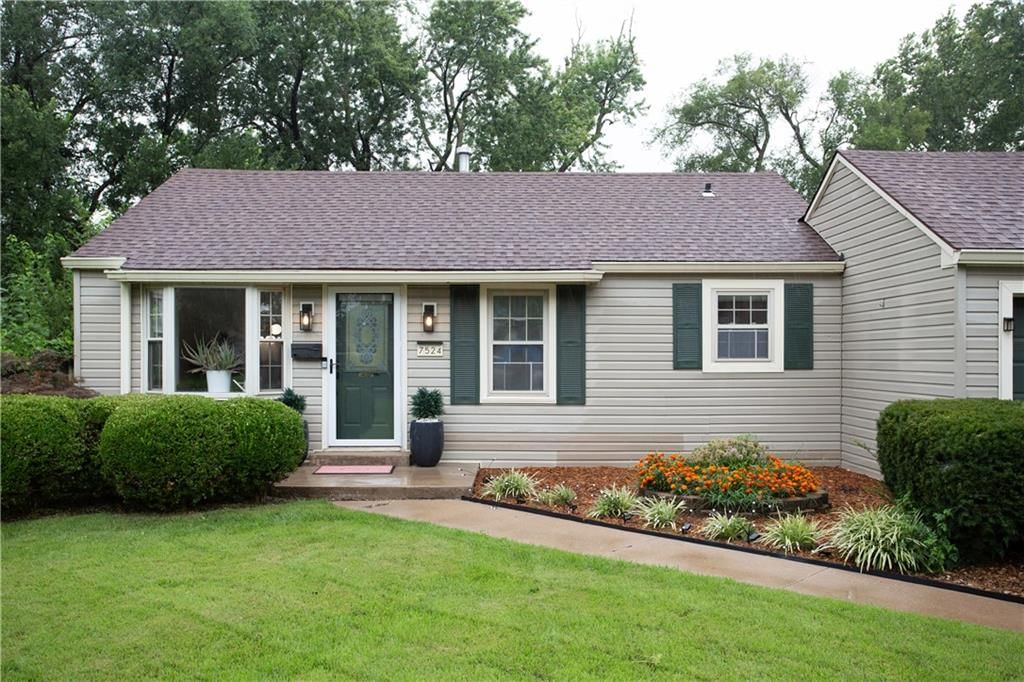 7524 Foster Street — photo 3