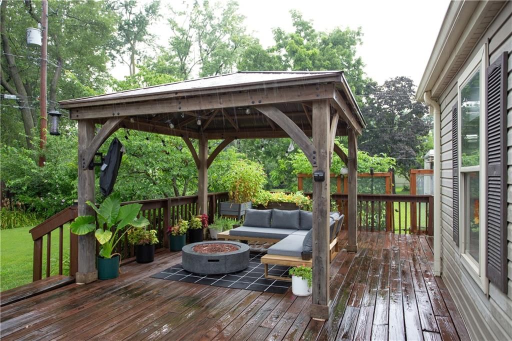 7524 Foster Street — photo 35