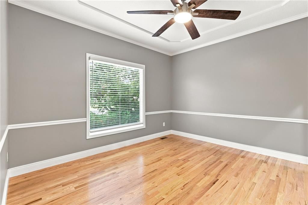 608 NE Ashmont Place — photo 7