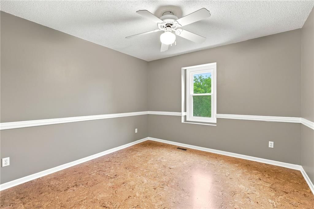 608 NE Ashmont Place — photo 30