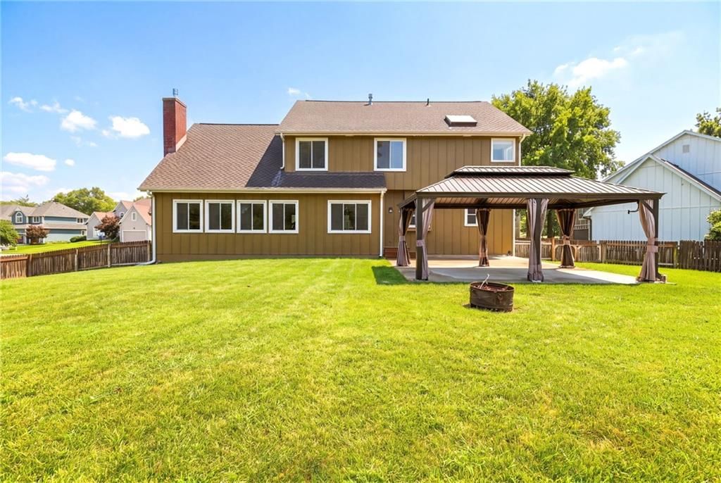 608 NE Ashmont Place — photo 47