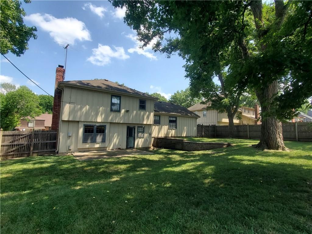 8706 Mackey Street — photo 2