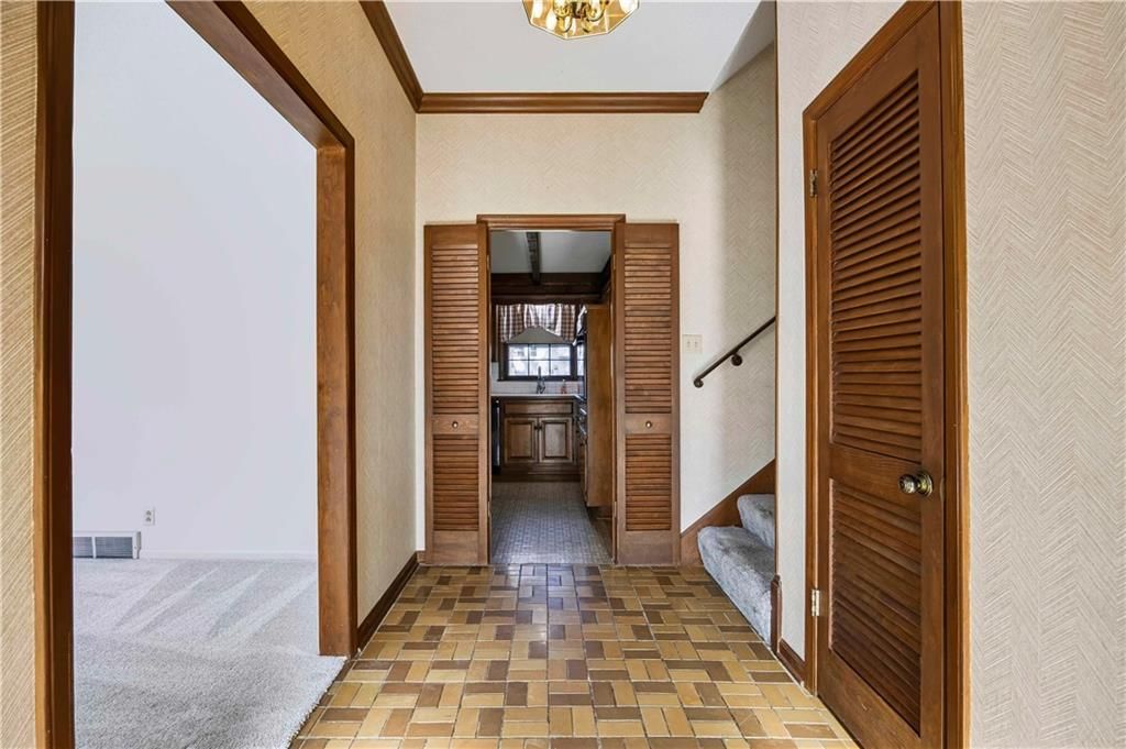 8706 Mackey Street — photo 4
