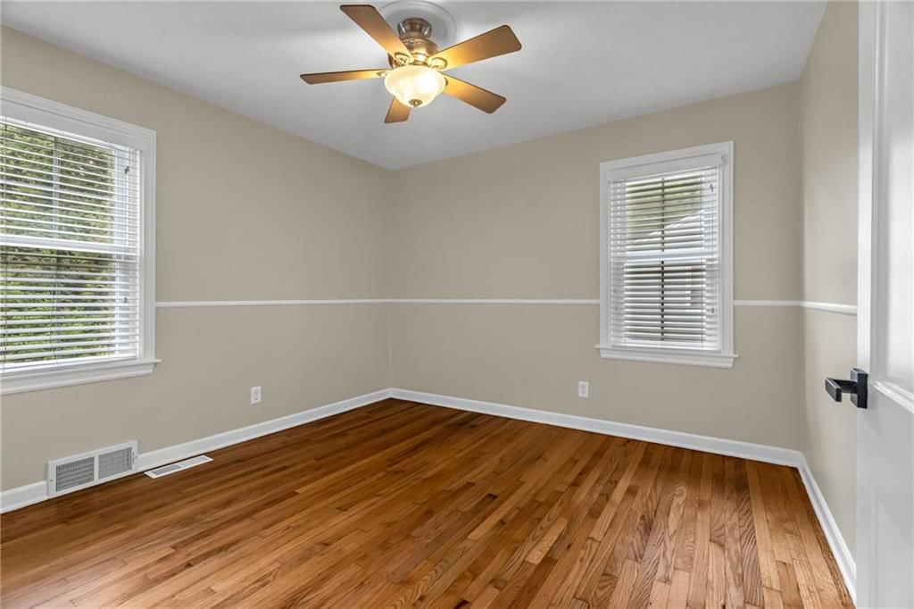 6407 W 80TH Terrace — photo 12