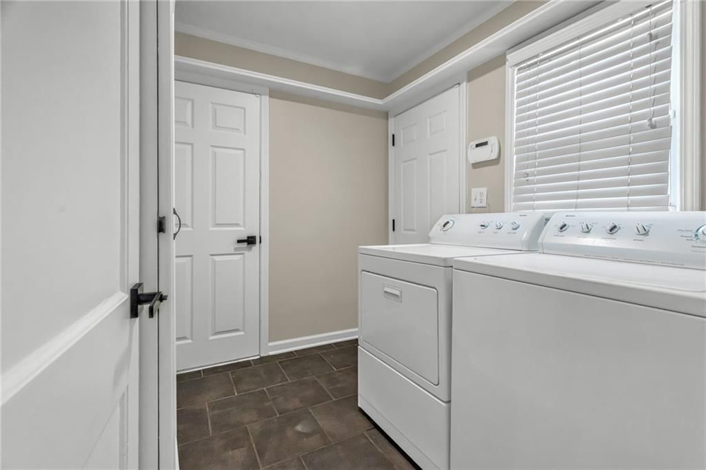 6407 W 80TH Terrace — photo 15