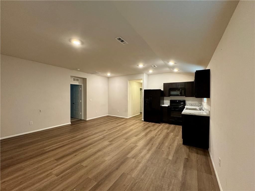 37791 W 207th Terrace — photo 3