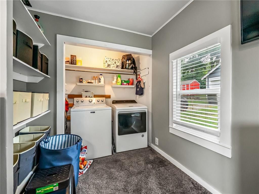 549 S Huttig Avenue — photo 14
