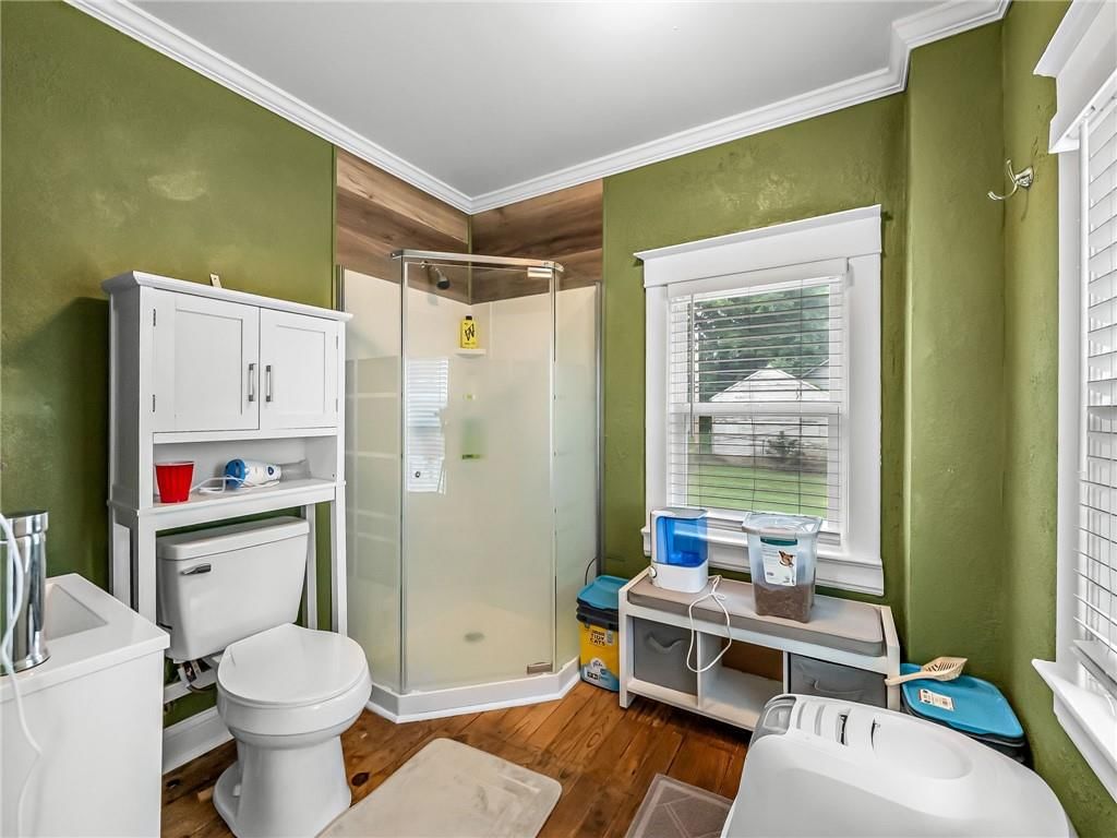 549 S Huttig Avenue — photo 17