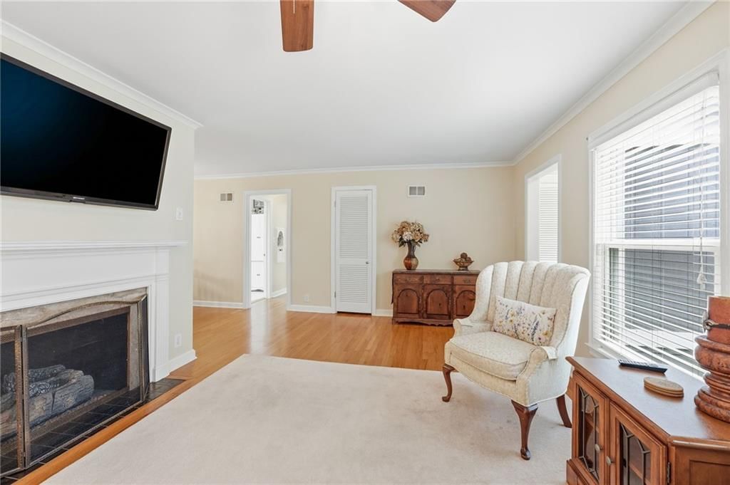 4951 Norwood Street — photo 7