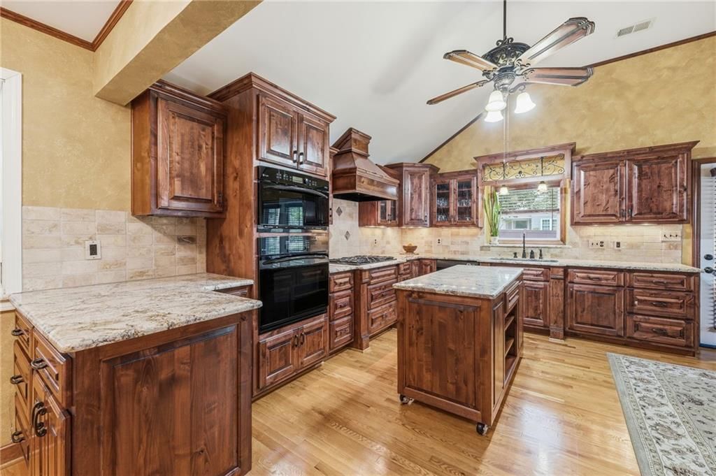4951 Norwood Street — photo 22