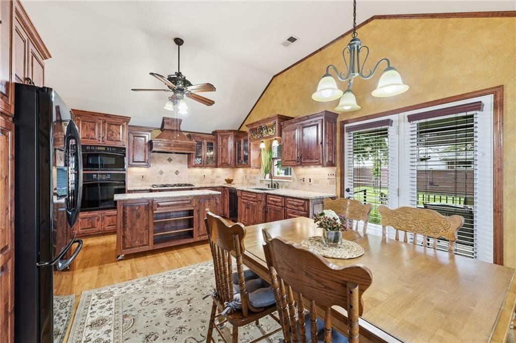4951 Norwood Street — photo 26