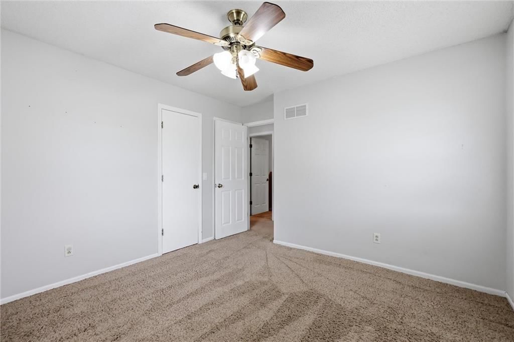 1207 S 104 Street — photo 20