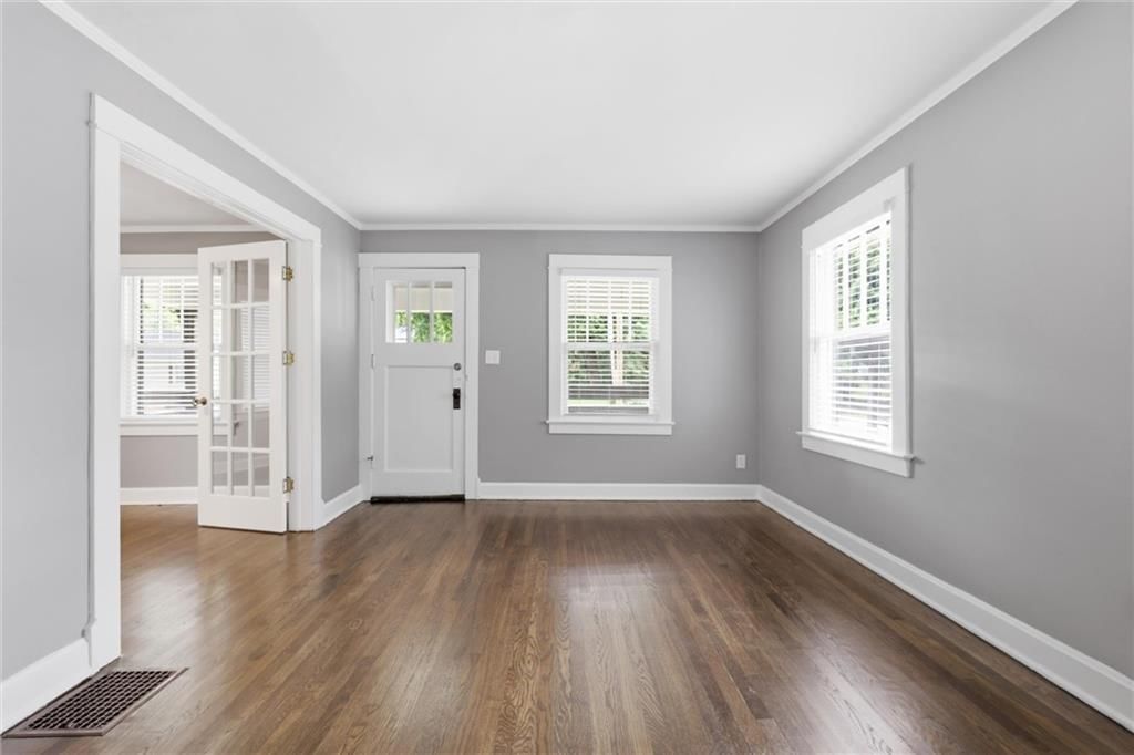 7639 Jefferson Street — photo 13