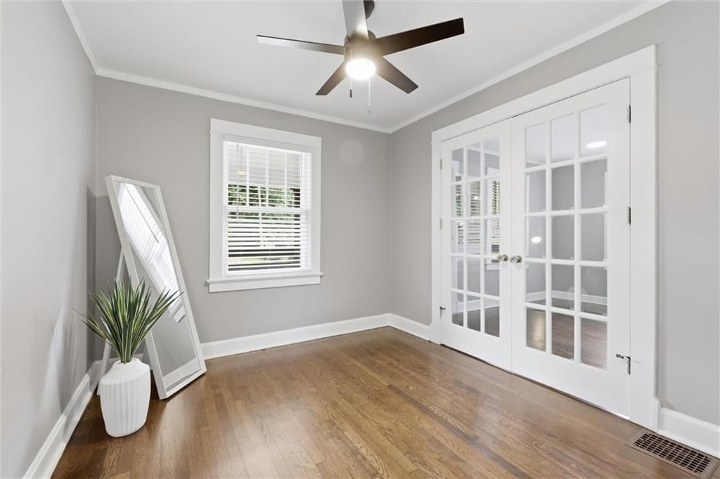 7639 Jefferson Street — photo 16
