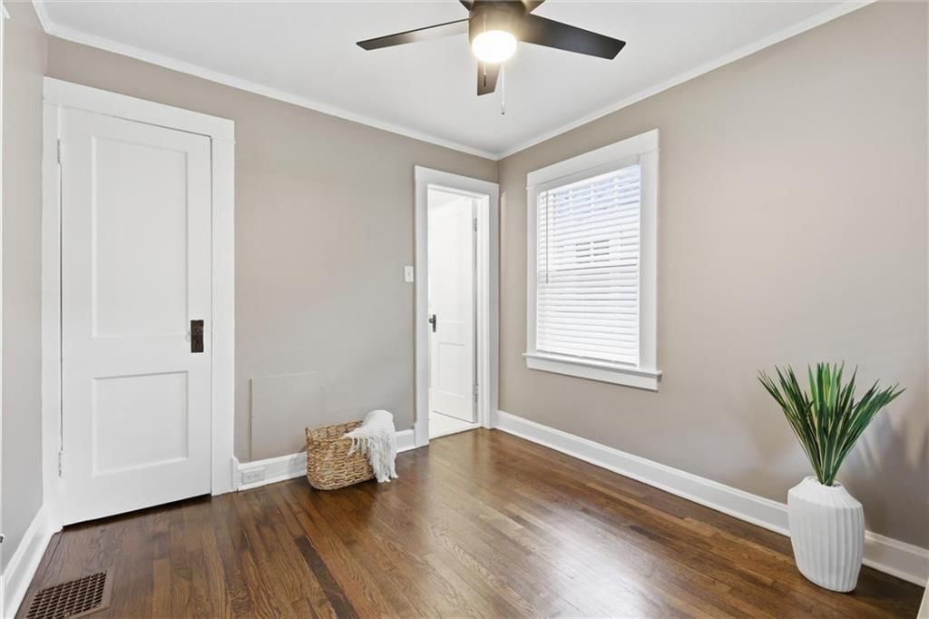 7639 Jefferson Street — photo 18