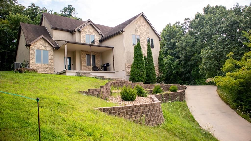 7307 Oliver Circle — photo 2