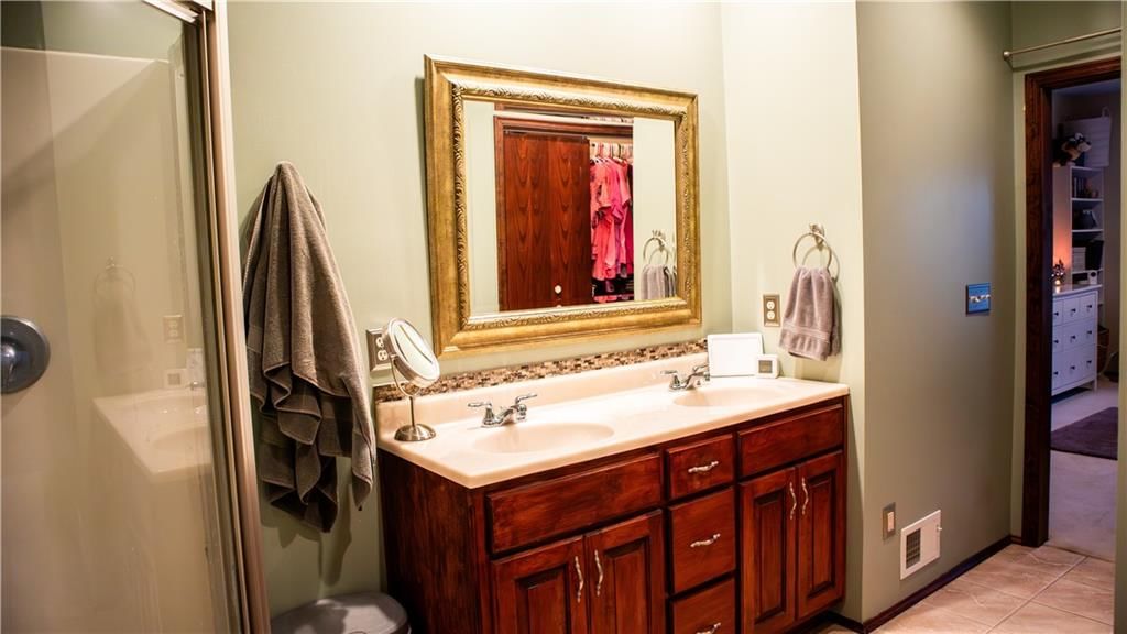 7307 Oliver Circle — photo 26