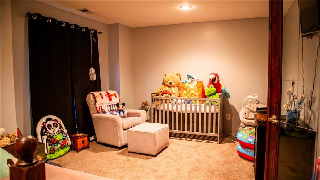 7307 Oliver Circle — photo 38