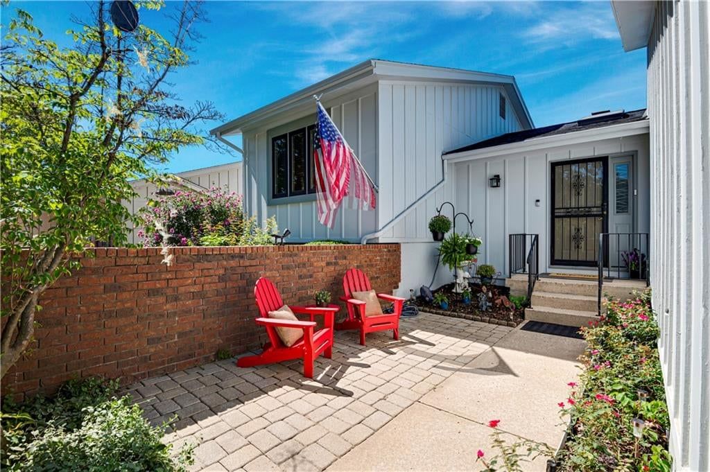 48 Woodbridge Lane — photo 4