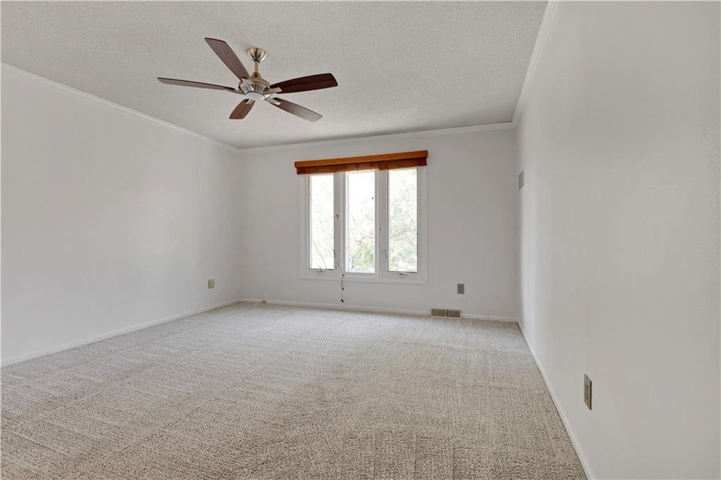 48 Woodbridge Lane — photo 25