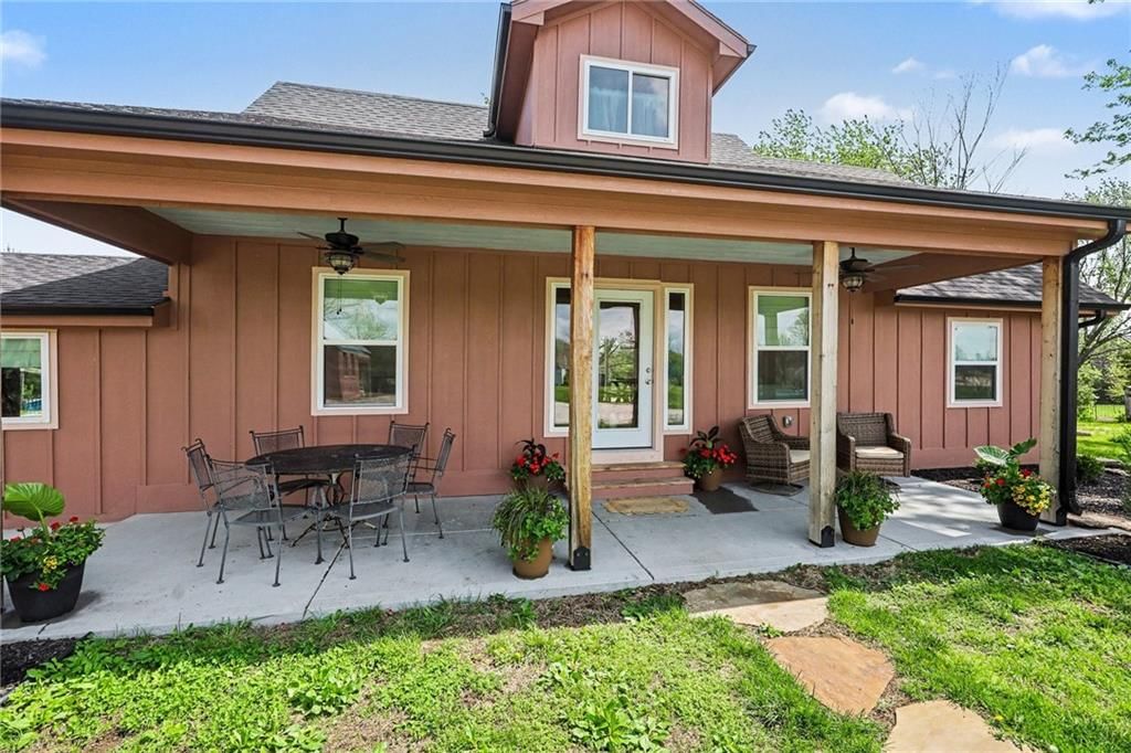 7850 Mcgary Lane — photo 3