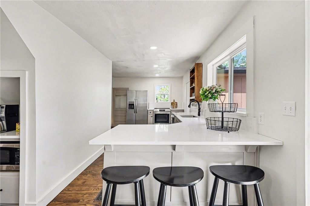 7850 Mcgary Lane — photo 10