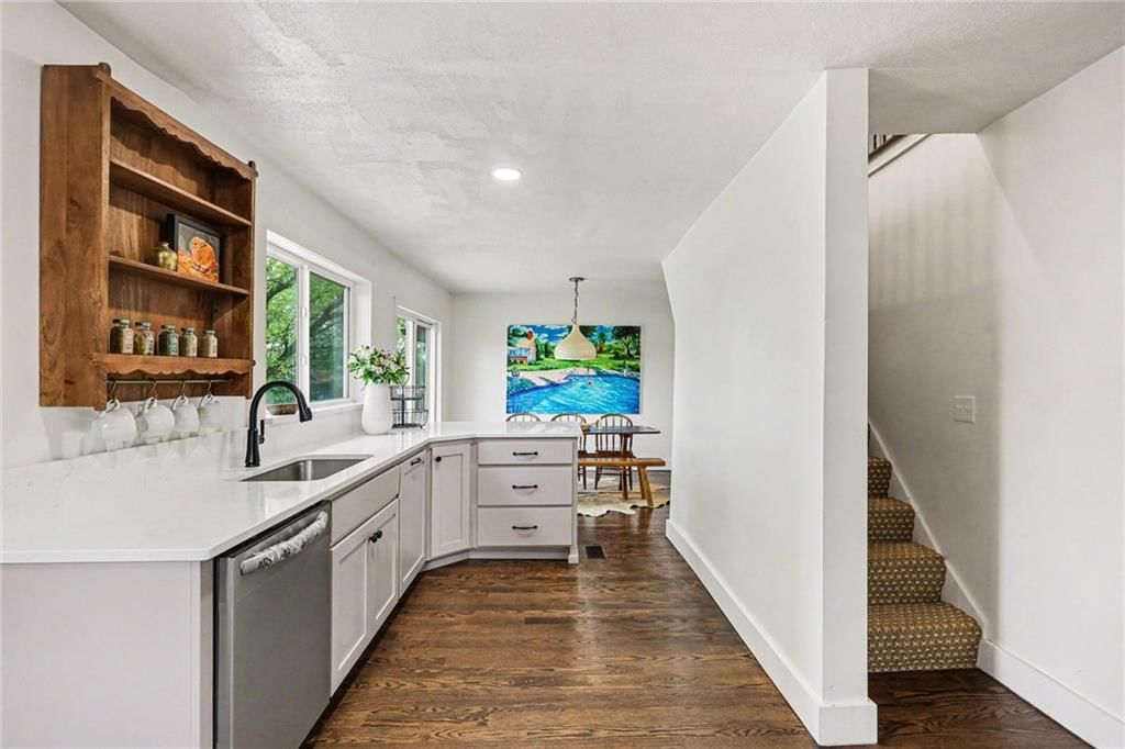 7850 Mcgary Lane — photo 12