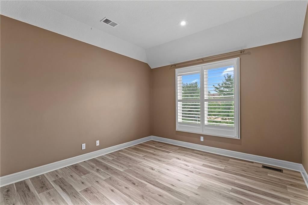 14525 Ballentine Street — photo 19