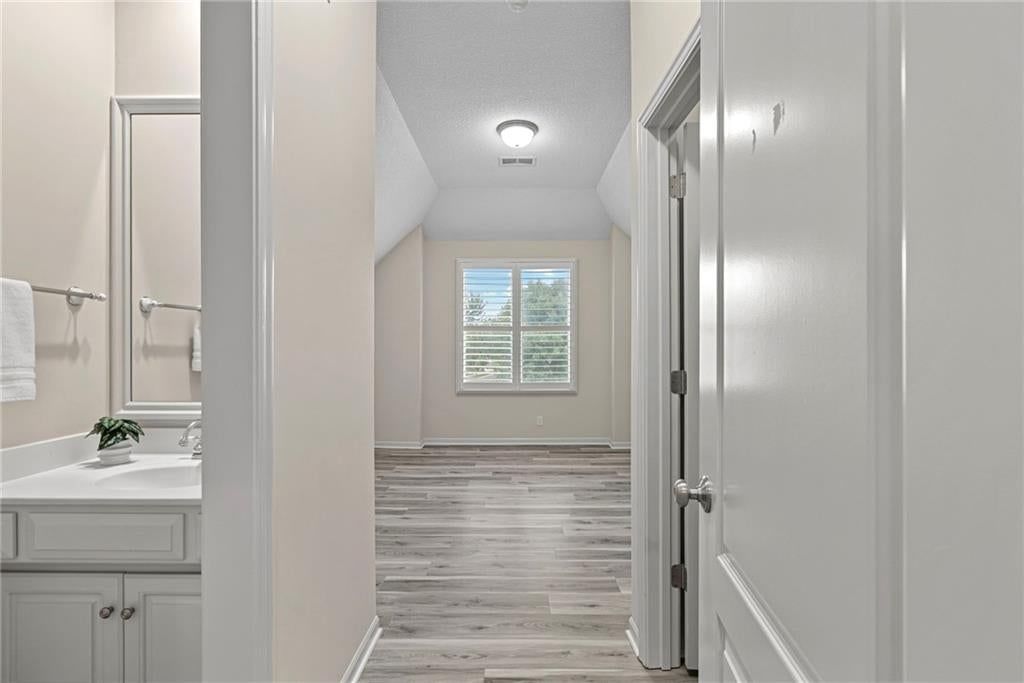 14525 Ballentine Street — photo 30