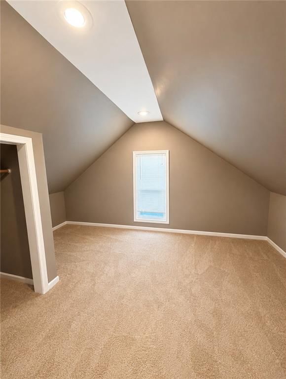 609 S Walnut Street — photo 11