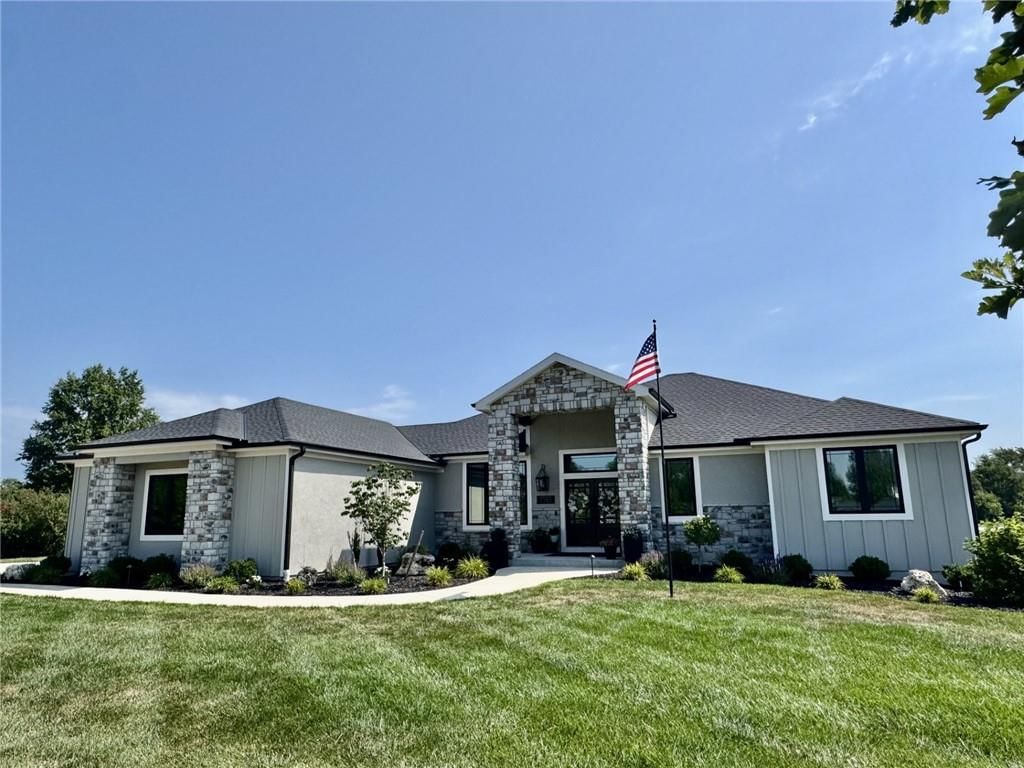 7555 NW Fawn Circle — photo 1