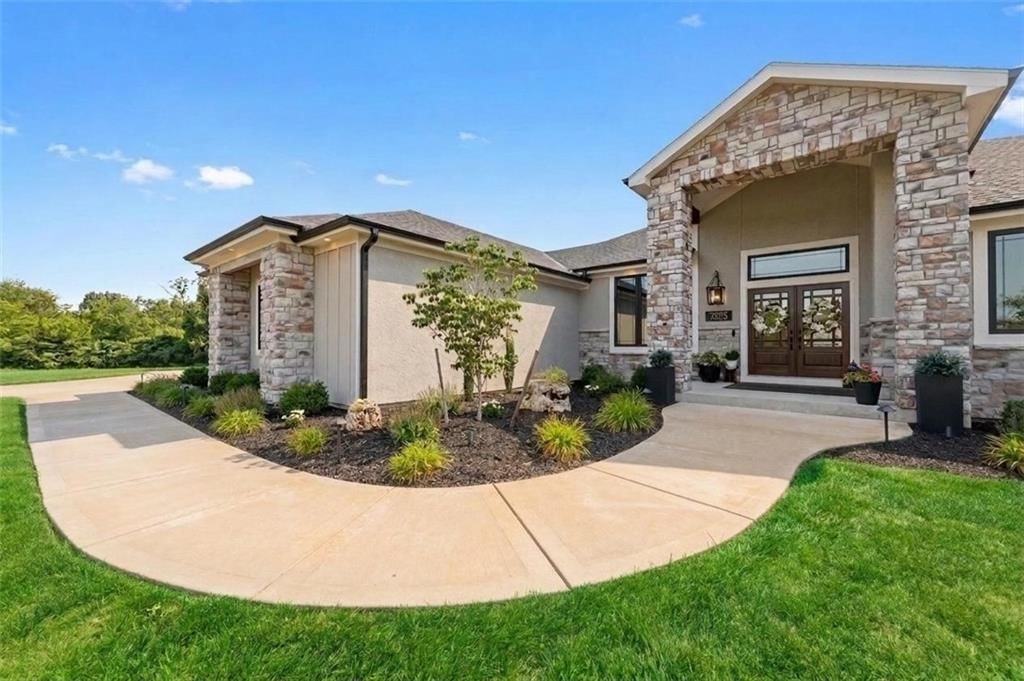 7555 NW Fawn Circle — photo 4