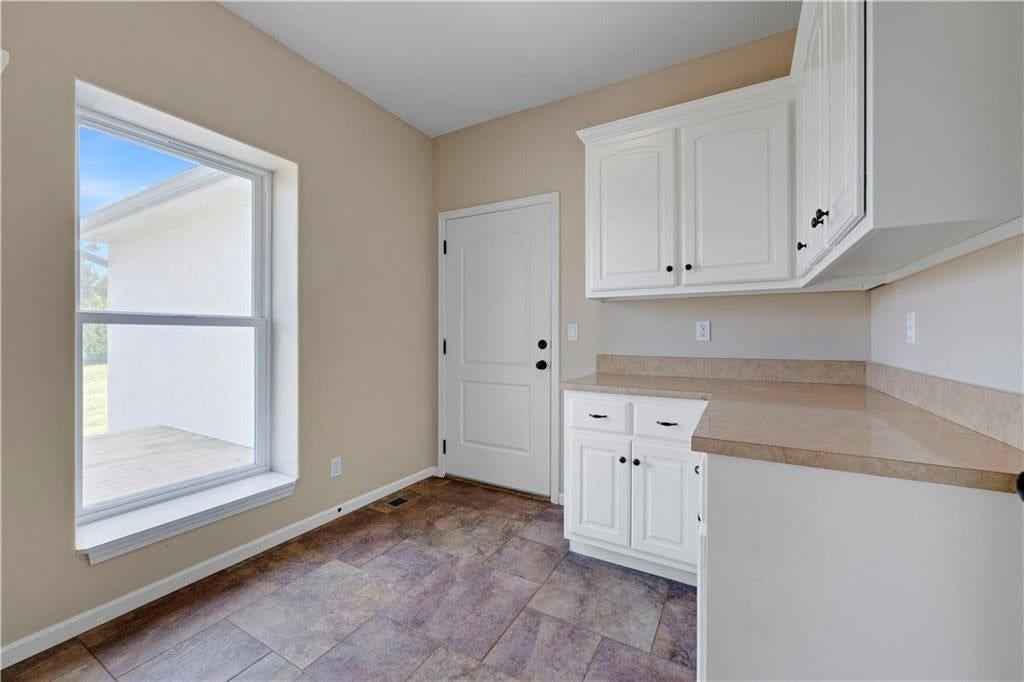 20660 Mission Road — photo 27