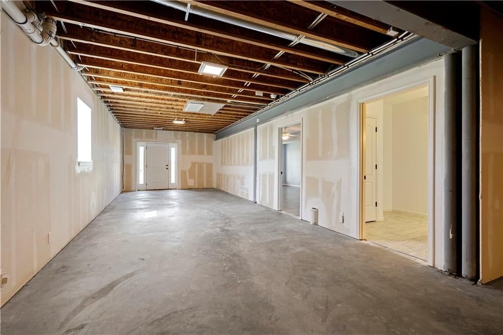 20660 Mission Road — photo 44