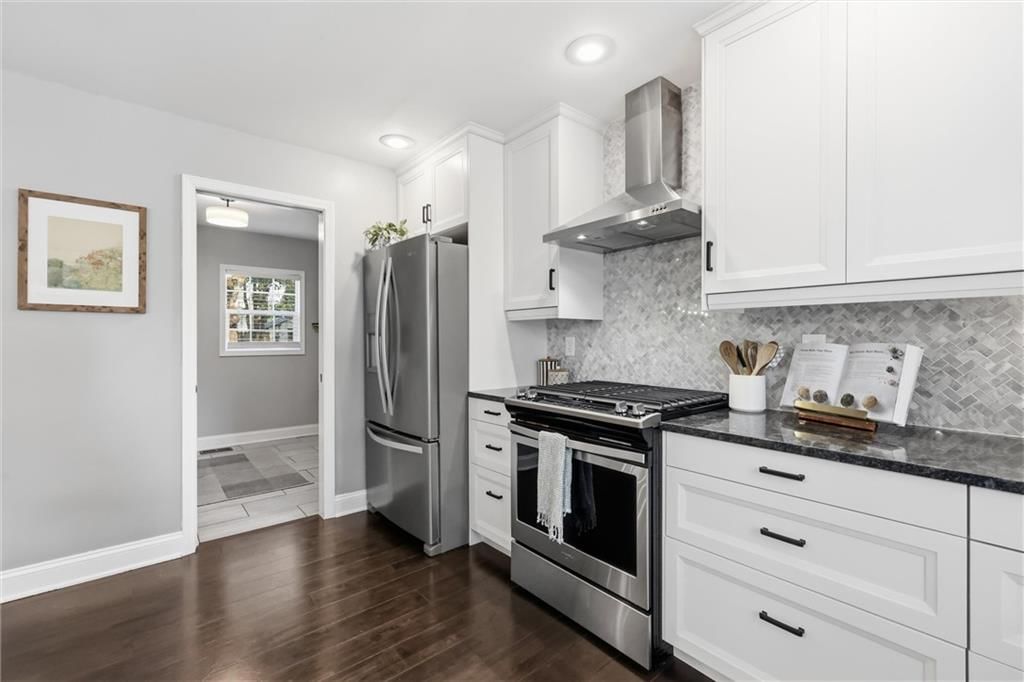 5536 Cedar Street — photo 12