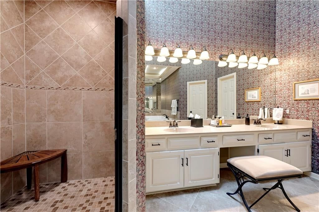 7620 Lichtenauer Street — photo 28