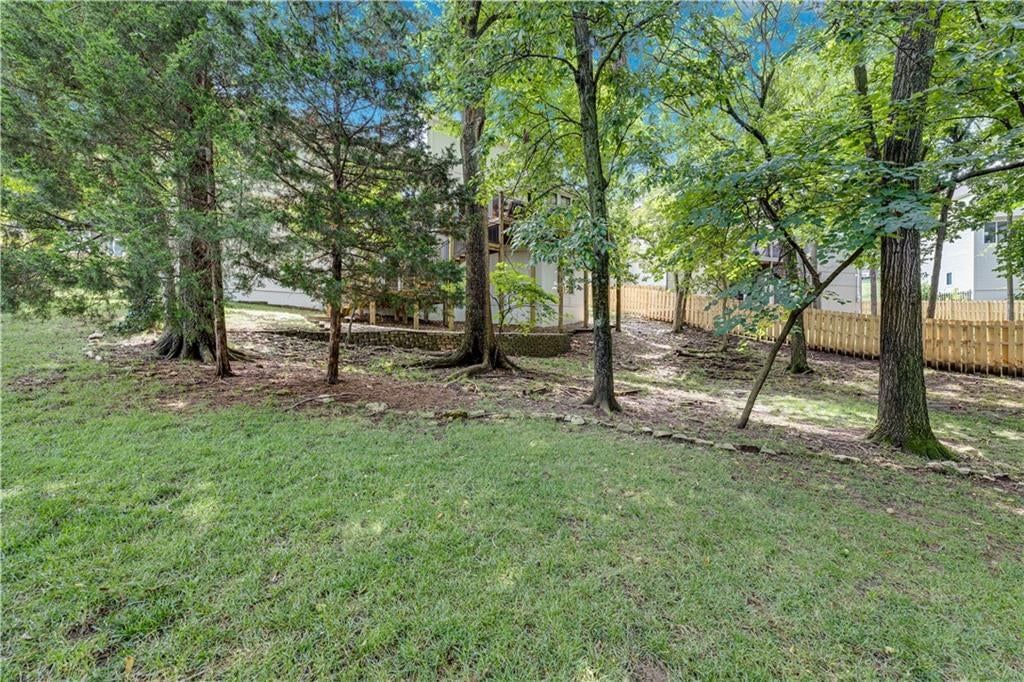 7620 Lichtenauer Street — photo 49