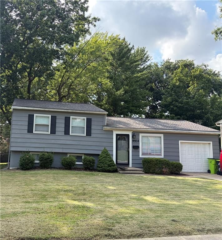 9934 England Drive — photo 1
