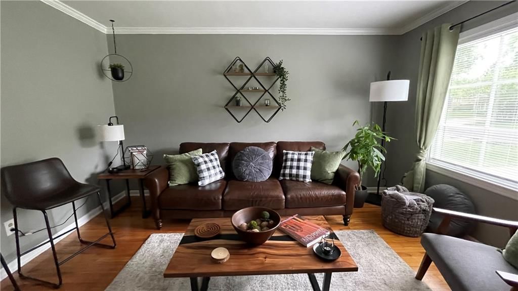 9934 England Drive — photo 9