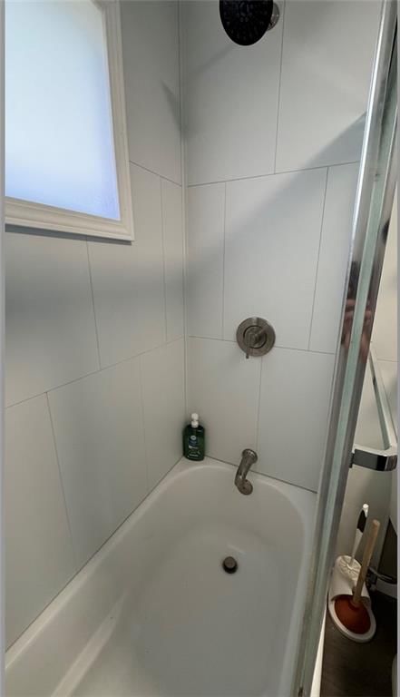 9934 England Drive — photo 13
