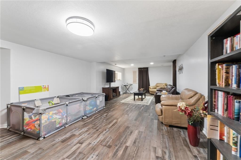 12301 Frost Road — photo 39